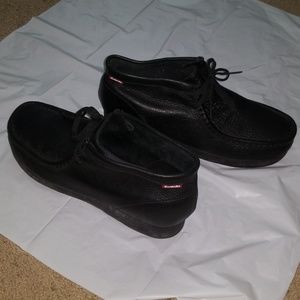 Men's Clark's brand shoe size 9.5